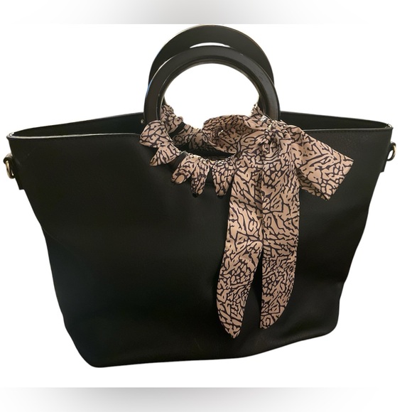 Max Studio Handbags - Black Max Studios tote, with wood handles.